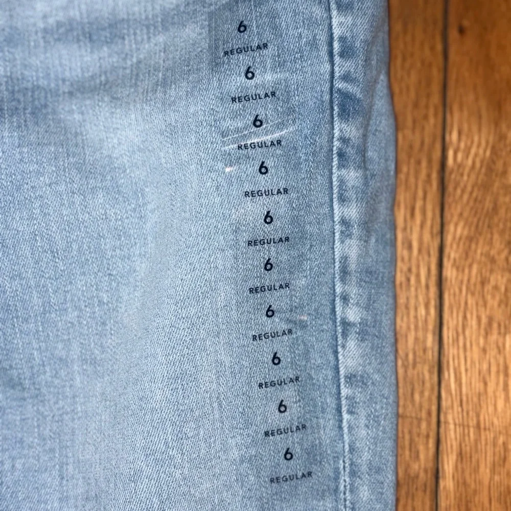 American Eagle Next Level Curvy High-Waisted Jegging - Picture 5 of 13